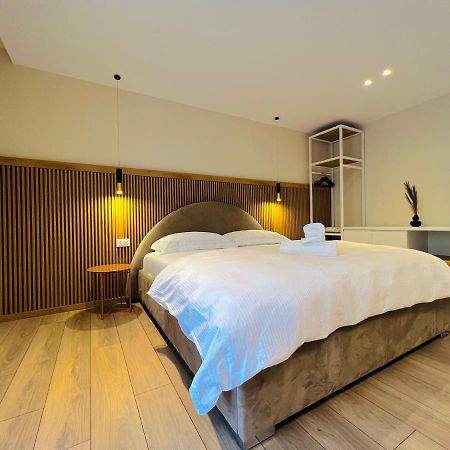 Tirana Center Hideaway Apartman Kültér fotó