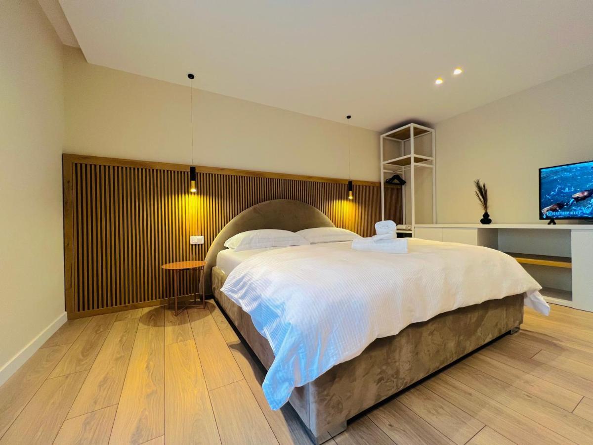 Tirana Center Hideaway Apartman Kültér fotó