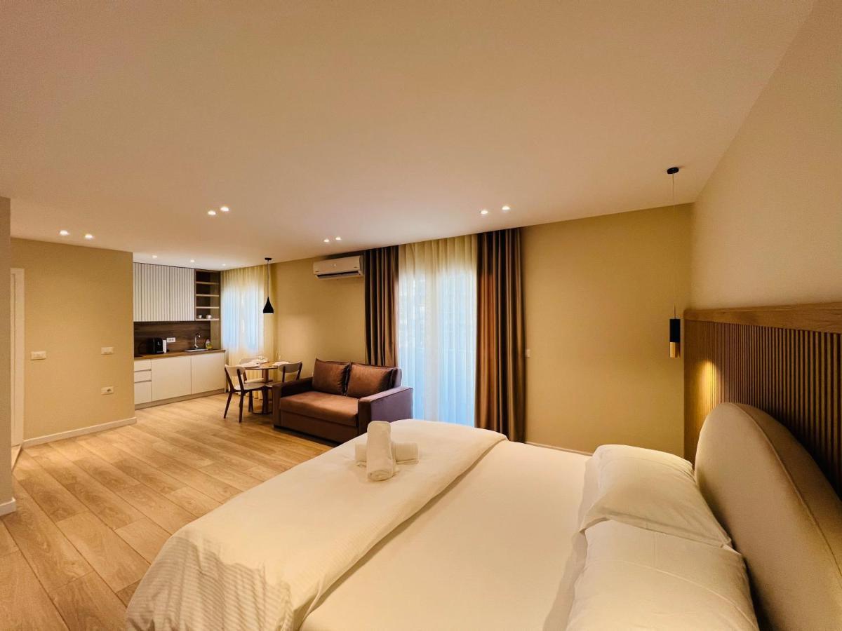 Tirana Center Hideaway Apartman Kültér fotó
