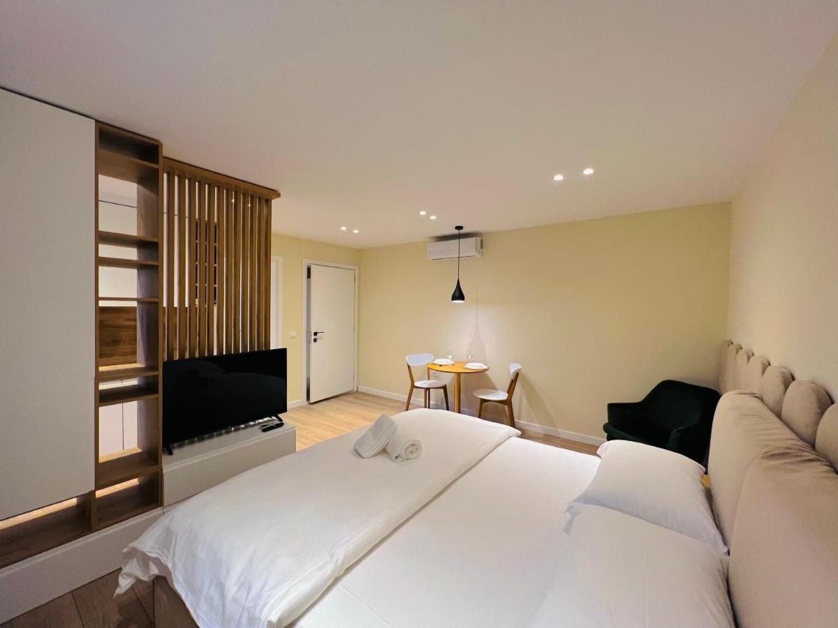 Tirana Center Hideaway Apartman Kültér fotó